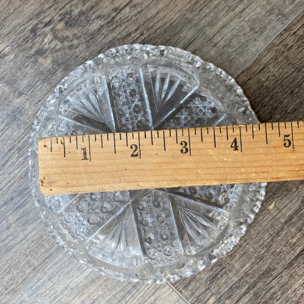 Vintage Clear Pressed Glass Candy Dish Starburst Scalloped Sawtooth Rim 5.25 In.